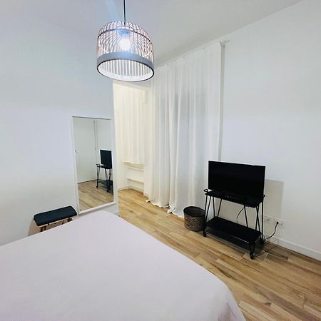 Bellhome 3 - Elegante Appartamento Nel Centro Di 巴里 外观 照片