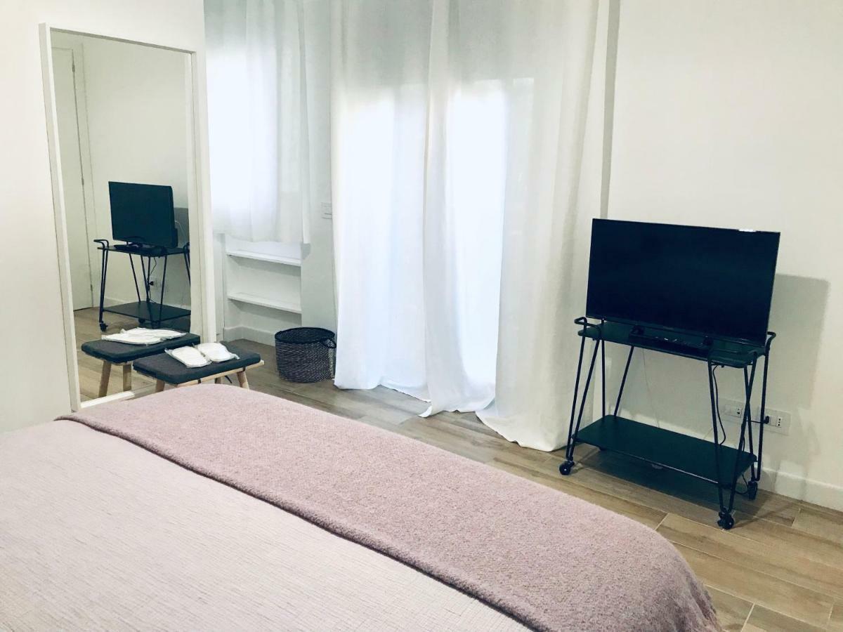 Bellhome 3 - Elegante Appartamento Nel Centro Di 巴里 外观 照片